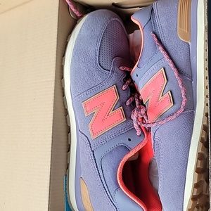 Vans 5.5 youth purple and pink (very rare)